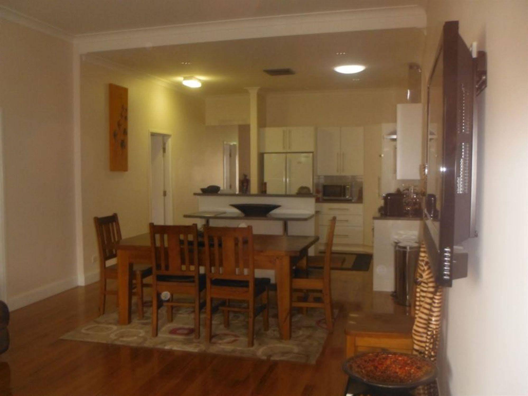 King Street Motel Gloucester Ngoại thất bức ảnh